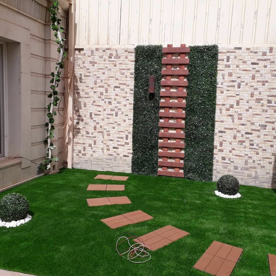 عشب طبيعى ينبع